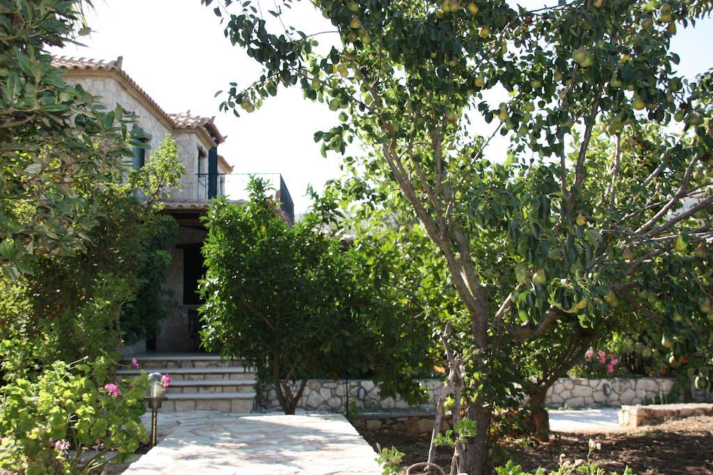 Castello Bellos Villas & Apartments Керион Экстерьер фото